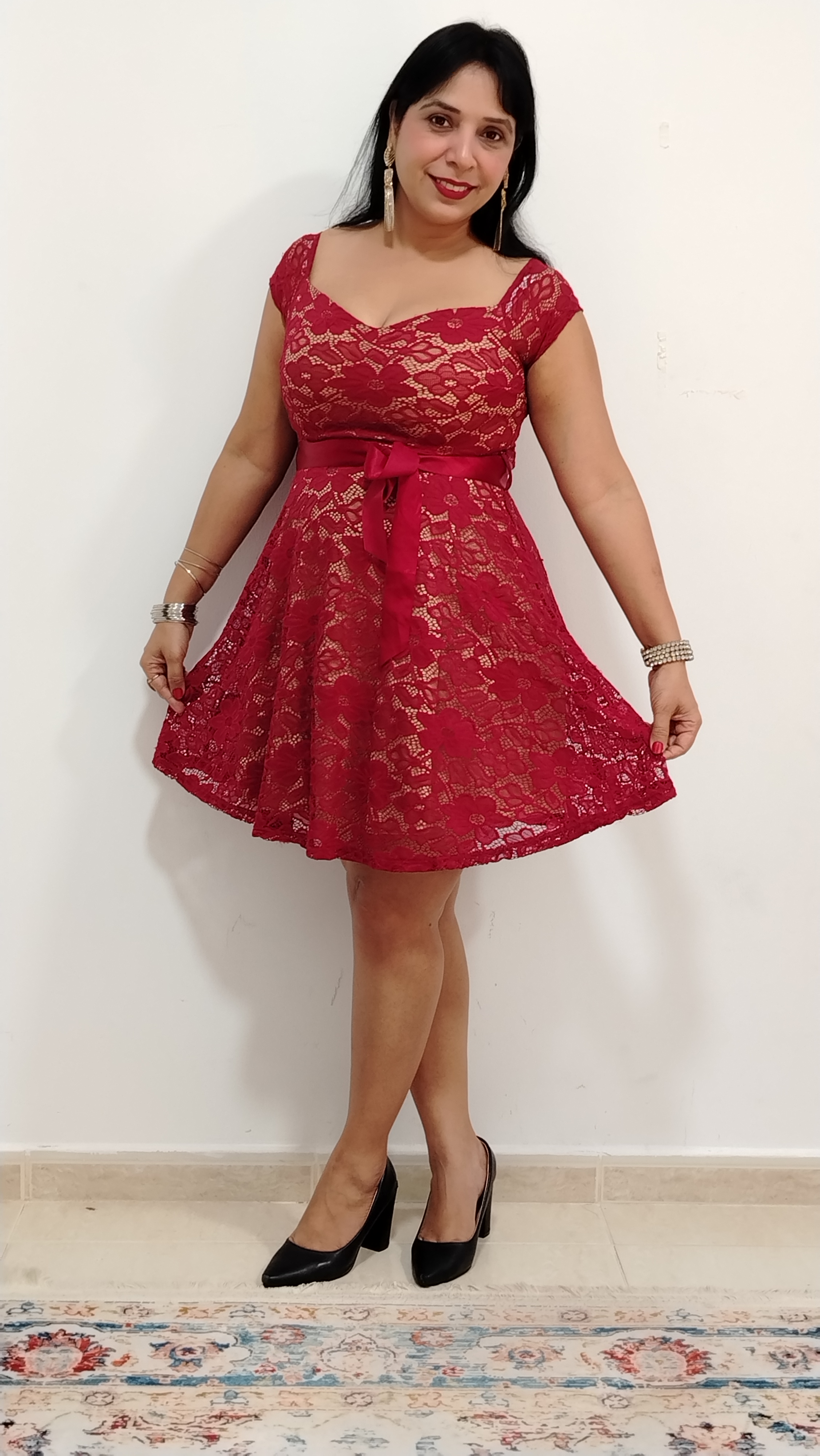 Lady in Red 💃 ✨