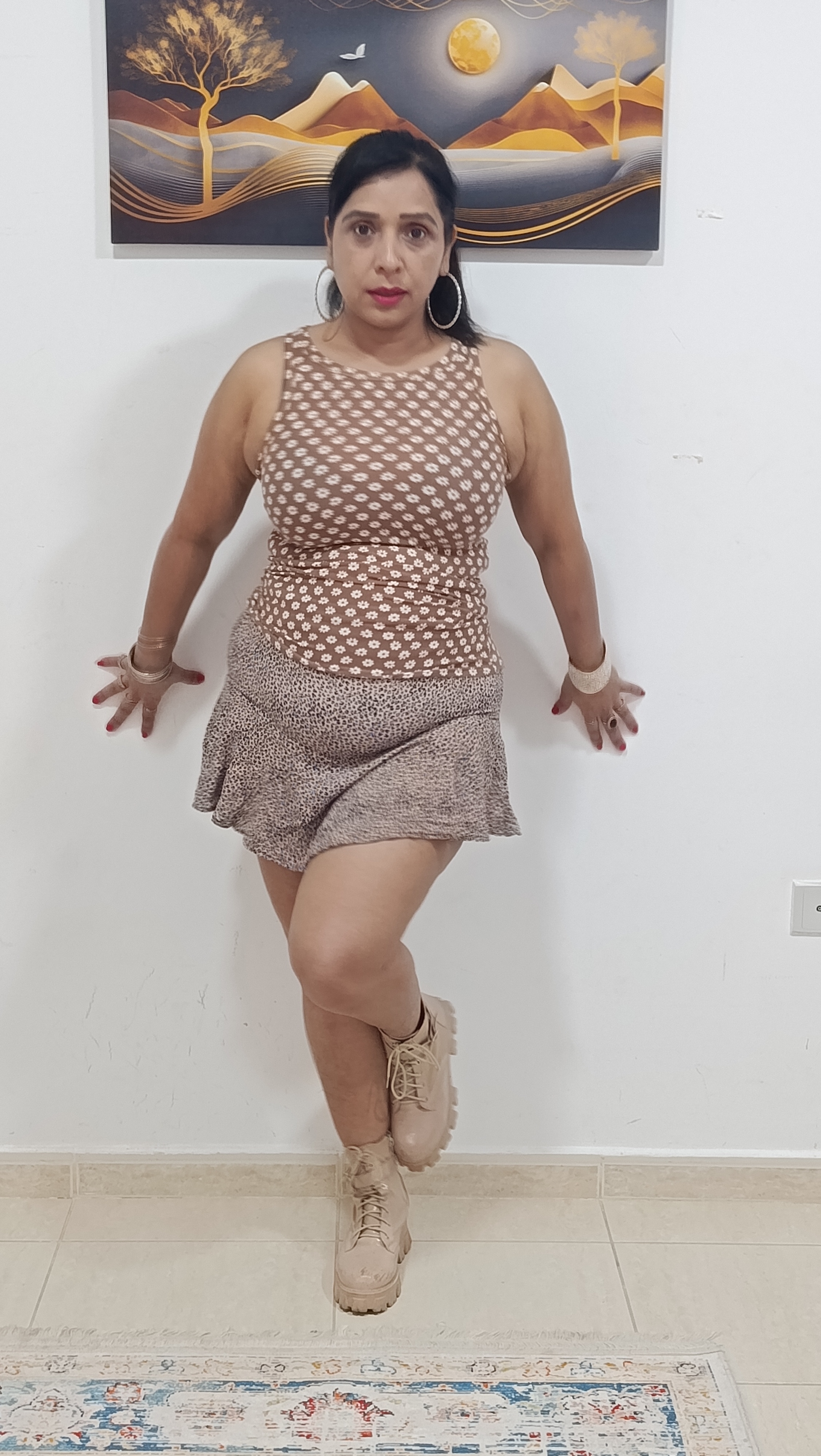 Pattern Play & Neutral Tones